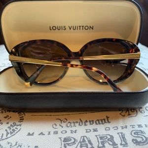 Authentic Louis Vuitton sunglasses